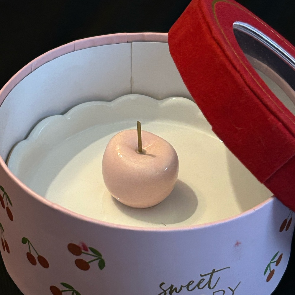 Sweet Cherry Trinket and Jewelry Dish with Scallop Edges